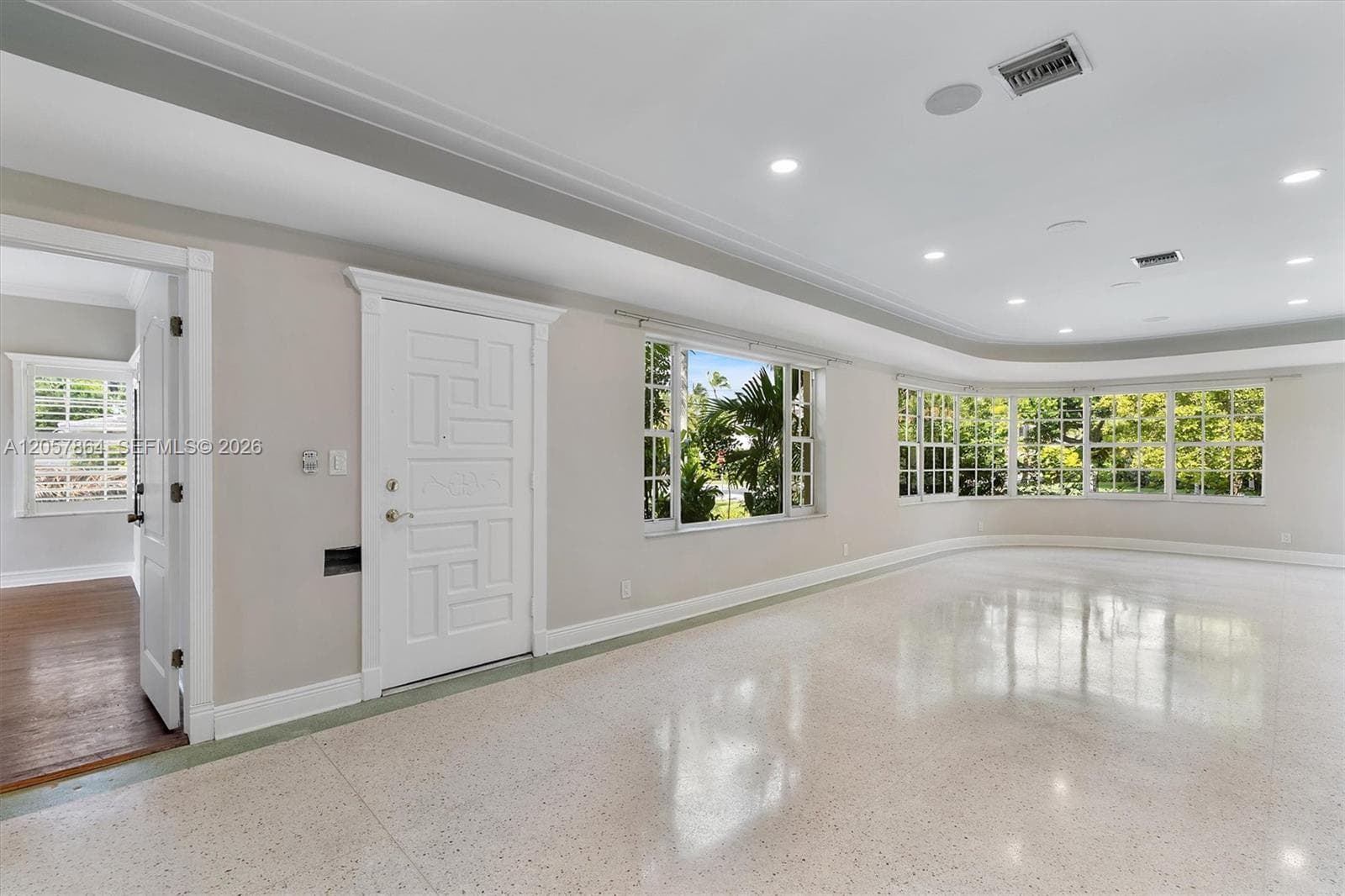 4445 N Michigan Ave, Miami Beach, FL 33140 — zdjęcie 5