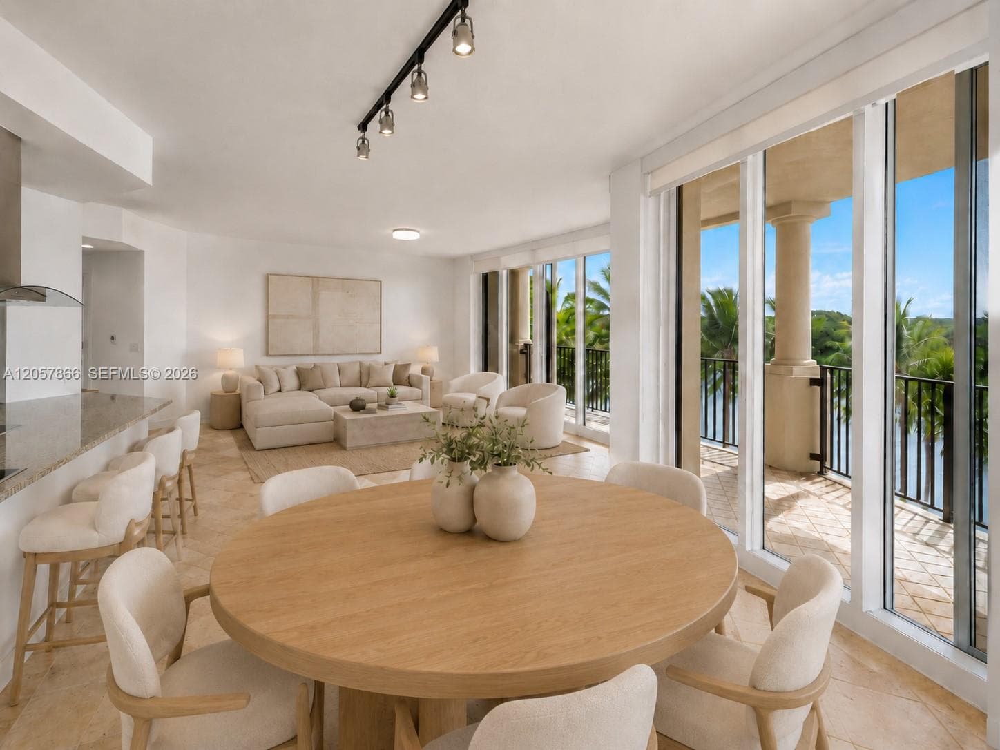 13627 Deering Bay Dr # 404, Coral Gables, FL 33158 — zdjęcie 5