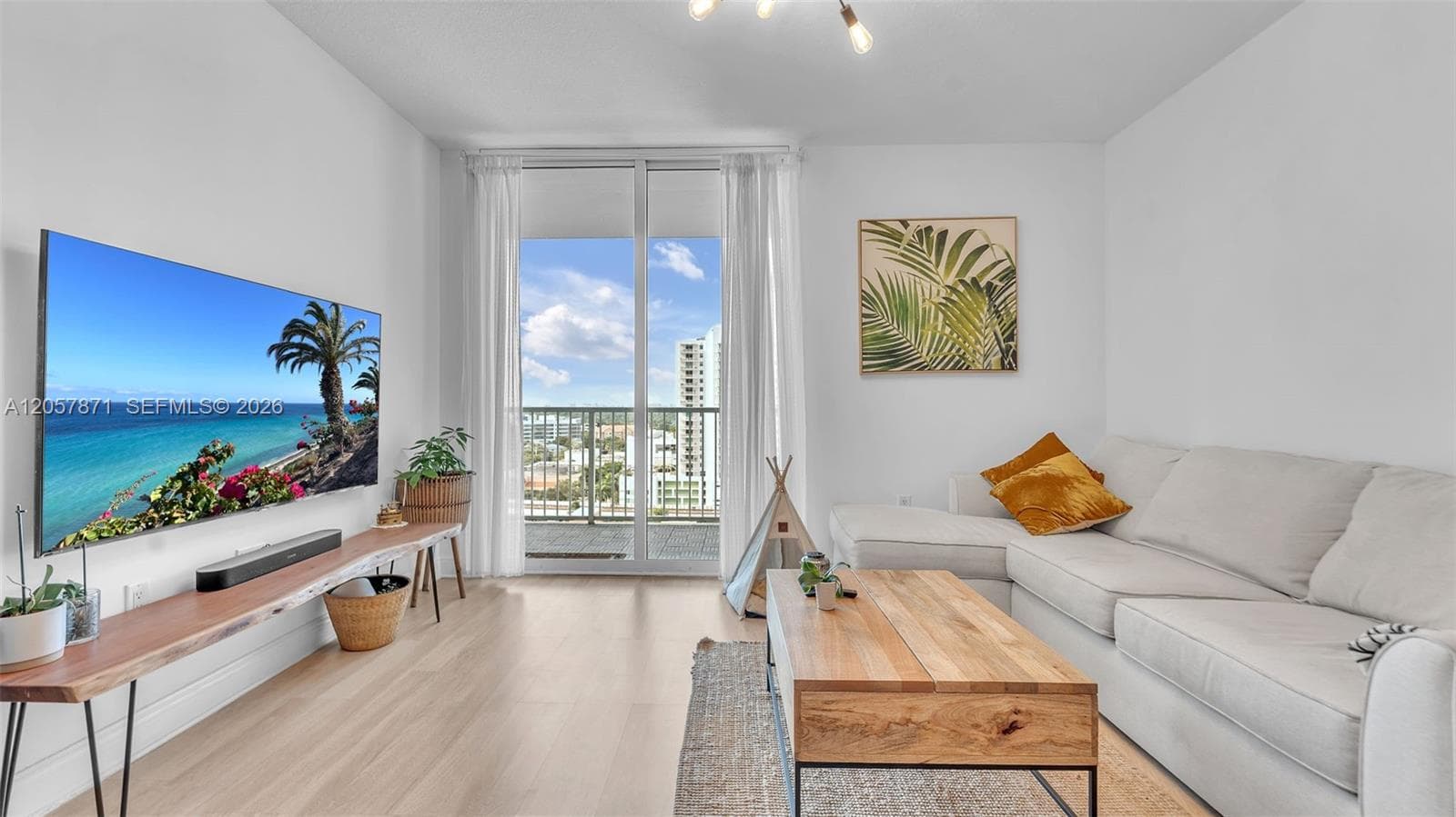 1250 S Miami Ave # 1307, Miami, FL 33130 — zdjęcie 2