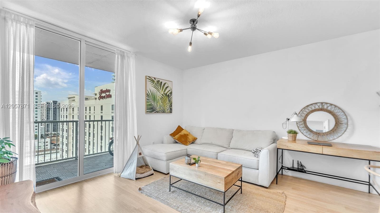 1250 S Miami Ave # 1307, Miami, FL 33130 — zdjęcie 3