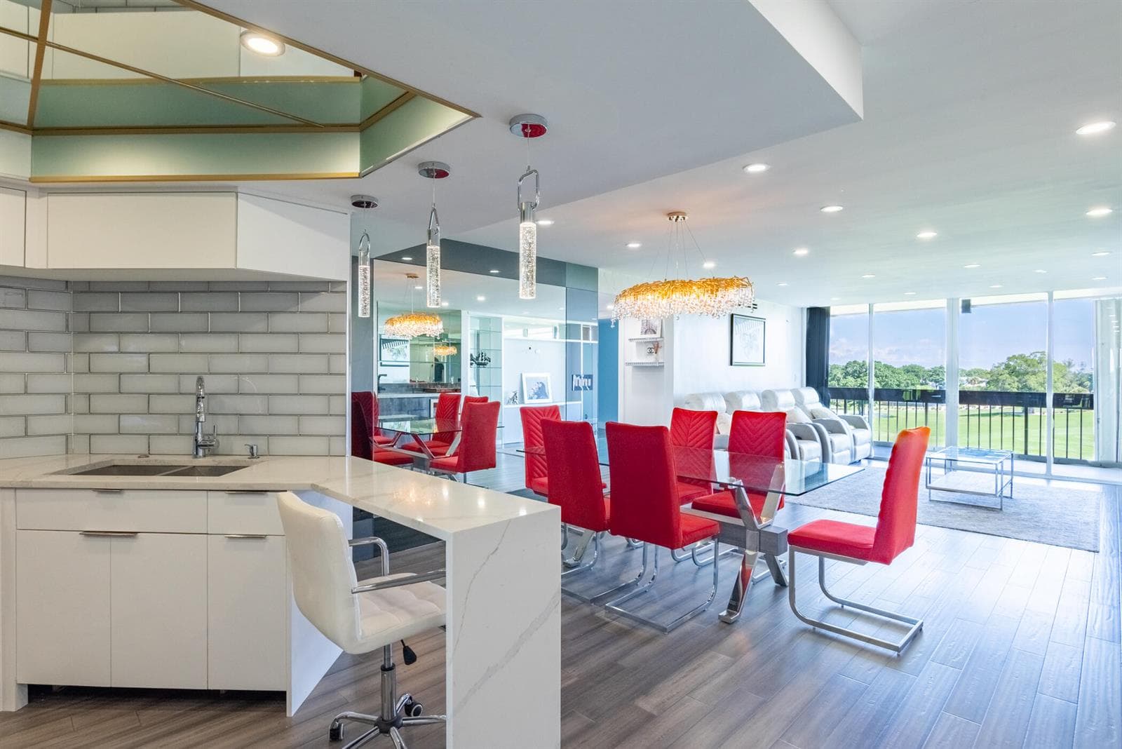 2000 PRESIDENTIAL Way # 501, West Palm Beach, FL 33401 — zdjęcie 2