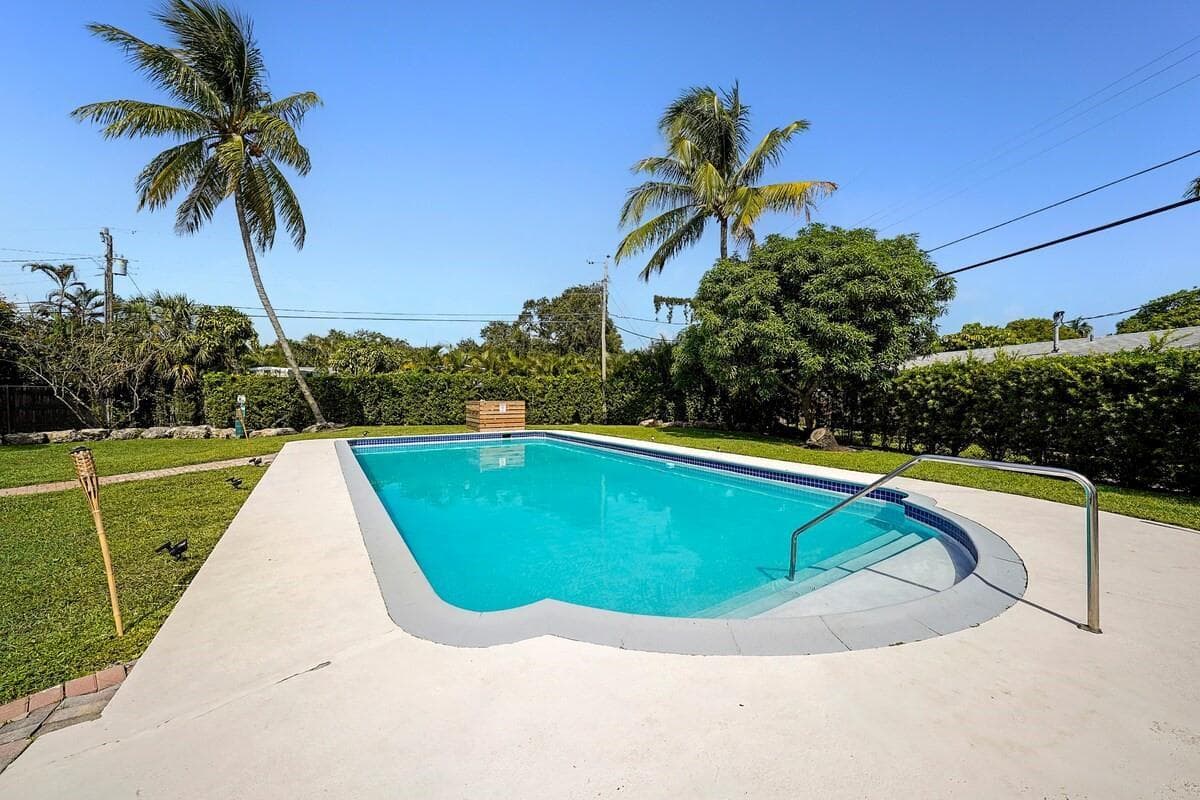 332 NW 26TH Court, Wilton Manors, FL 33311 — zdjęcie 4