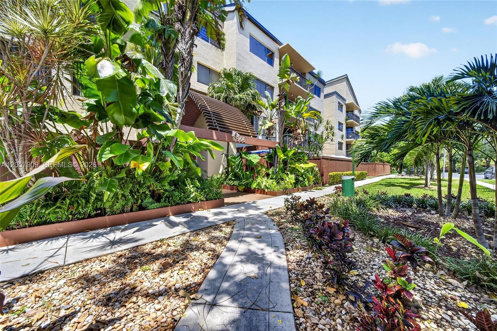 6666 SW 115th Ct # 301, Miami, FL 33173 — zdjęcie 5