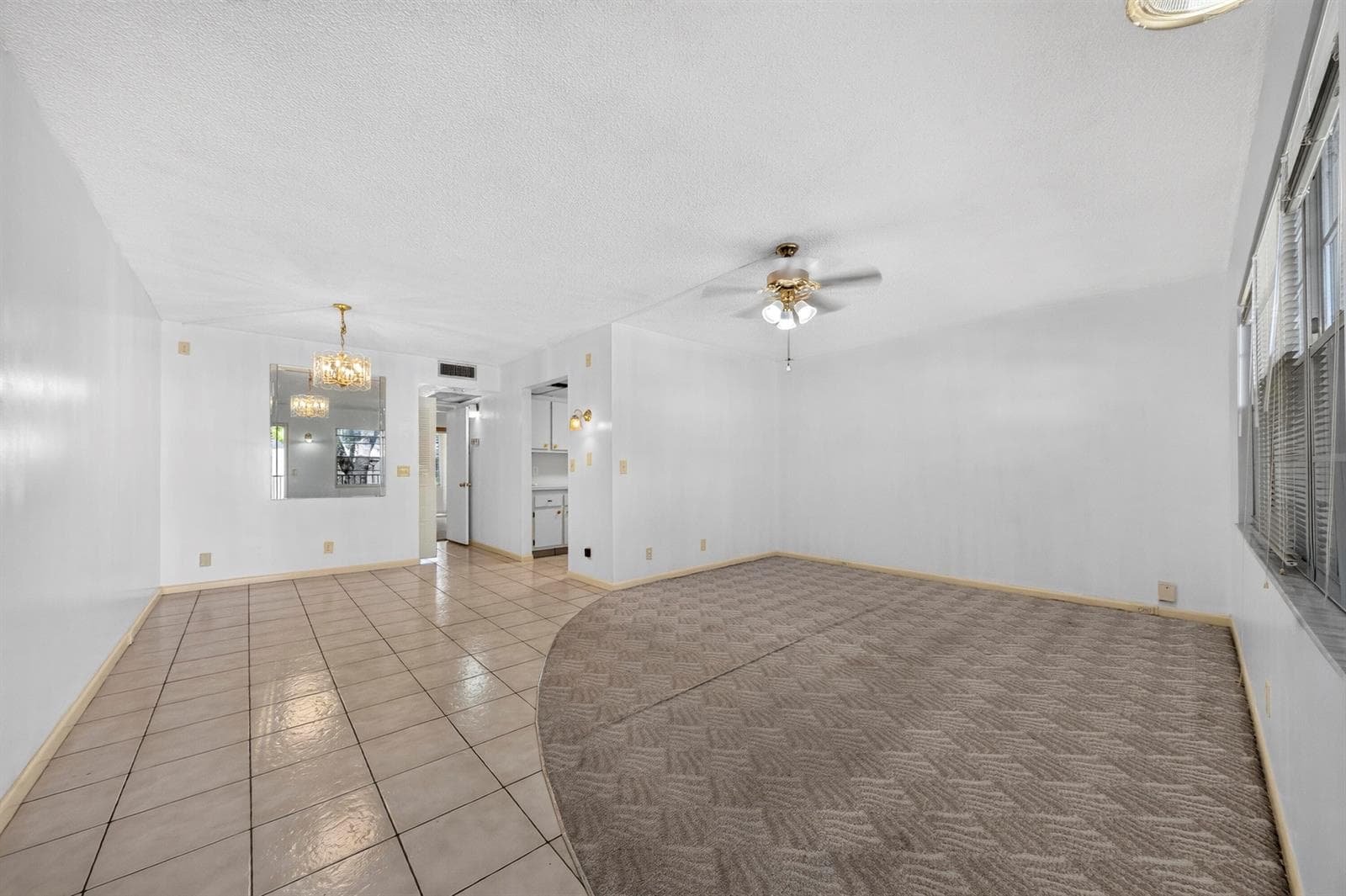 101 SW 132nd Way # 215J, Pembroke Pines, FL 33027 — zdjęcie 3