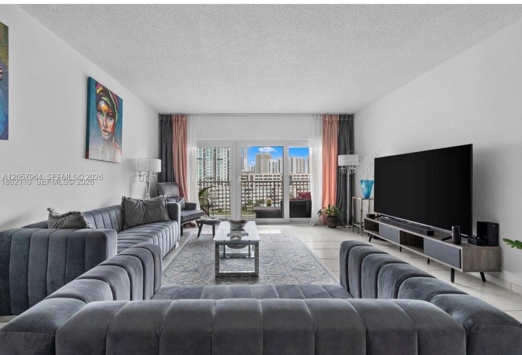 300 Bayview Dr # 807, Sunny Isles Beach, FL 33160 — zdjęcie 5