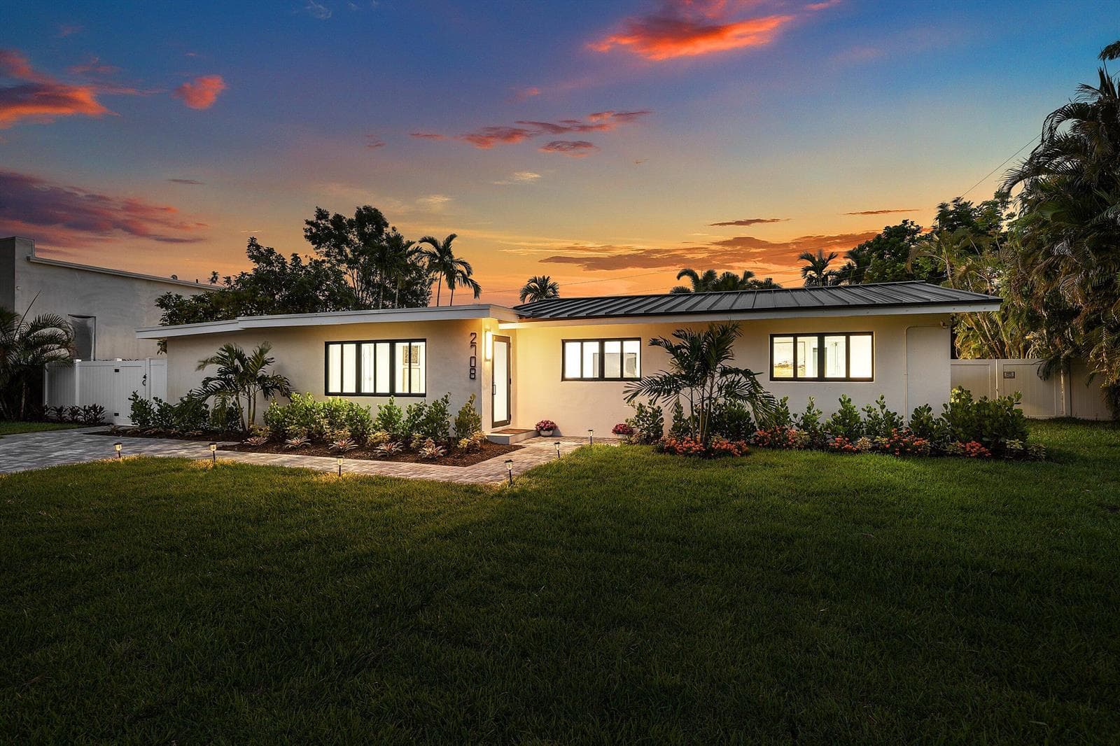 2708 NE 1ST Avenue, Wilton Manors, FL 33334 — zdjęcie 3