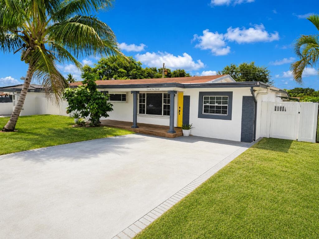 7120 SW 13TH Street, Pembroke Pines, FL 33023 — zdjęcie 2