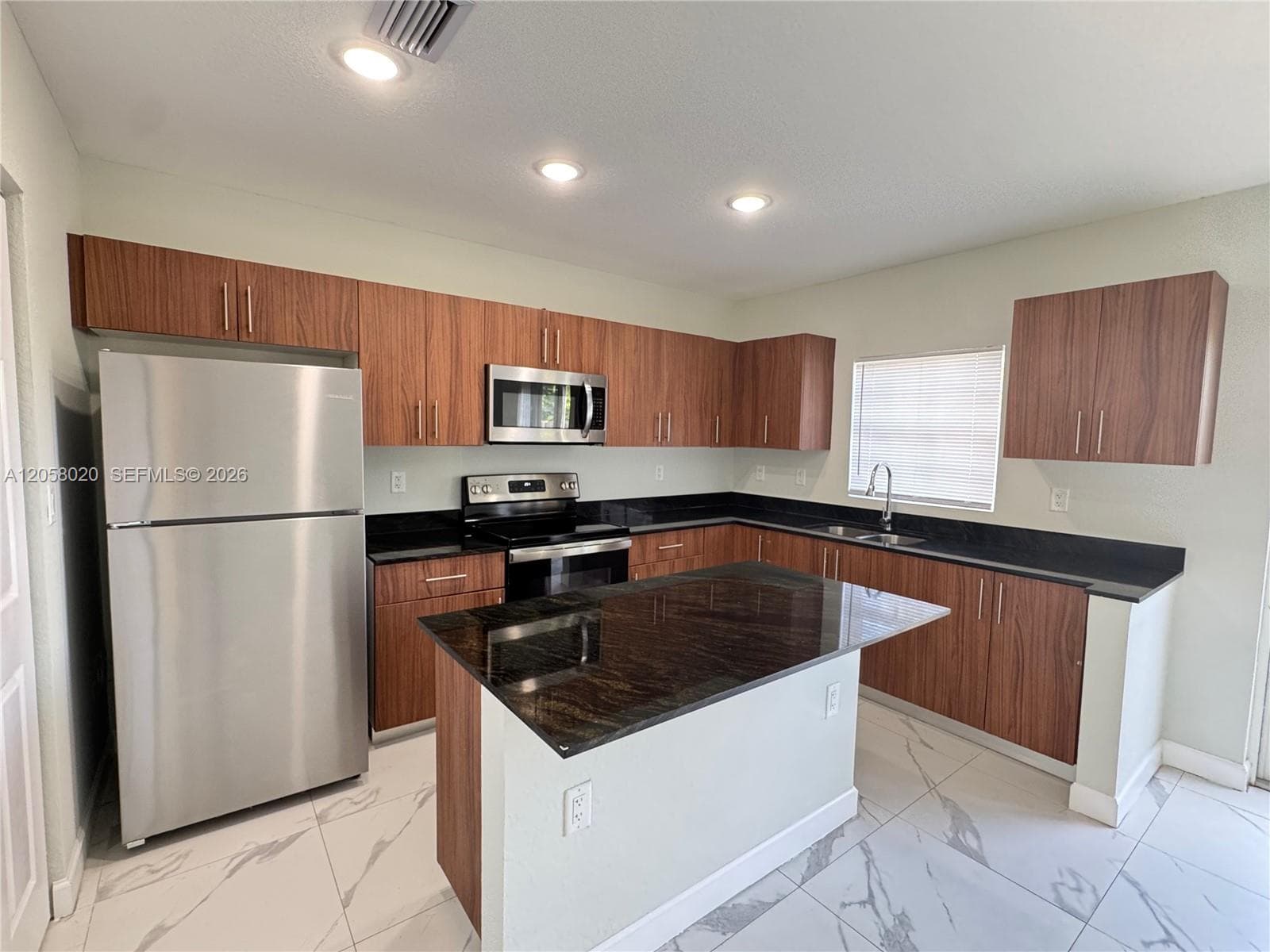 1310 NW 6th Ave # G, Florida City, FL 33034 — zdjęcie 3
