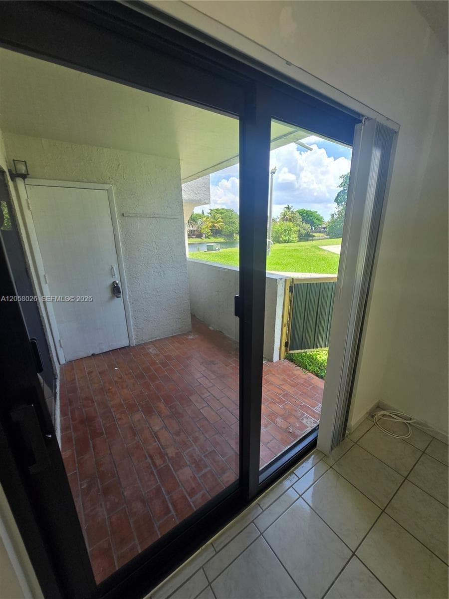 14835 SW 80th St # 102-6, Miami, FL 33193 — zdjęcie 3