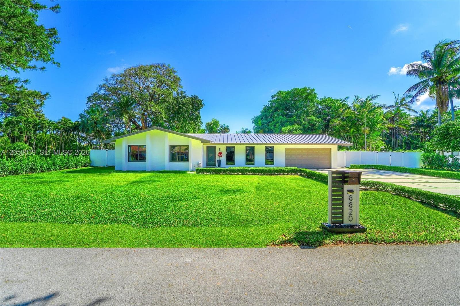 8820 SW 182nd Ter, Palmetto Bay, FL 33157 — zdjęcie 2