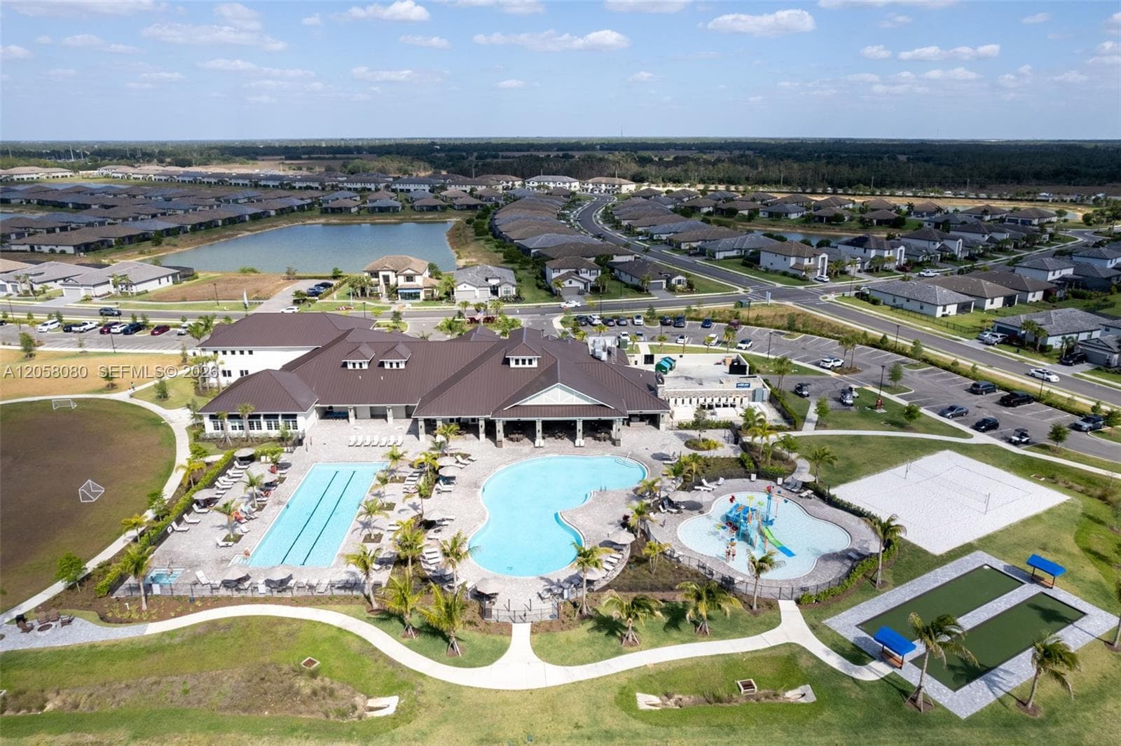 14275 PINE LODGE LN, Other City - In The State Of Florida, FL 33913