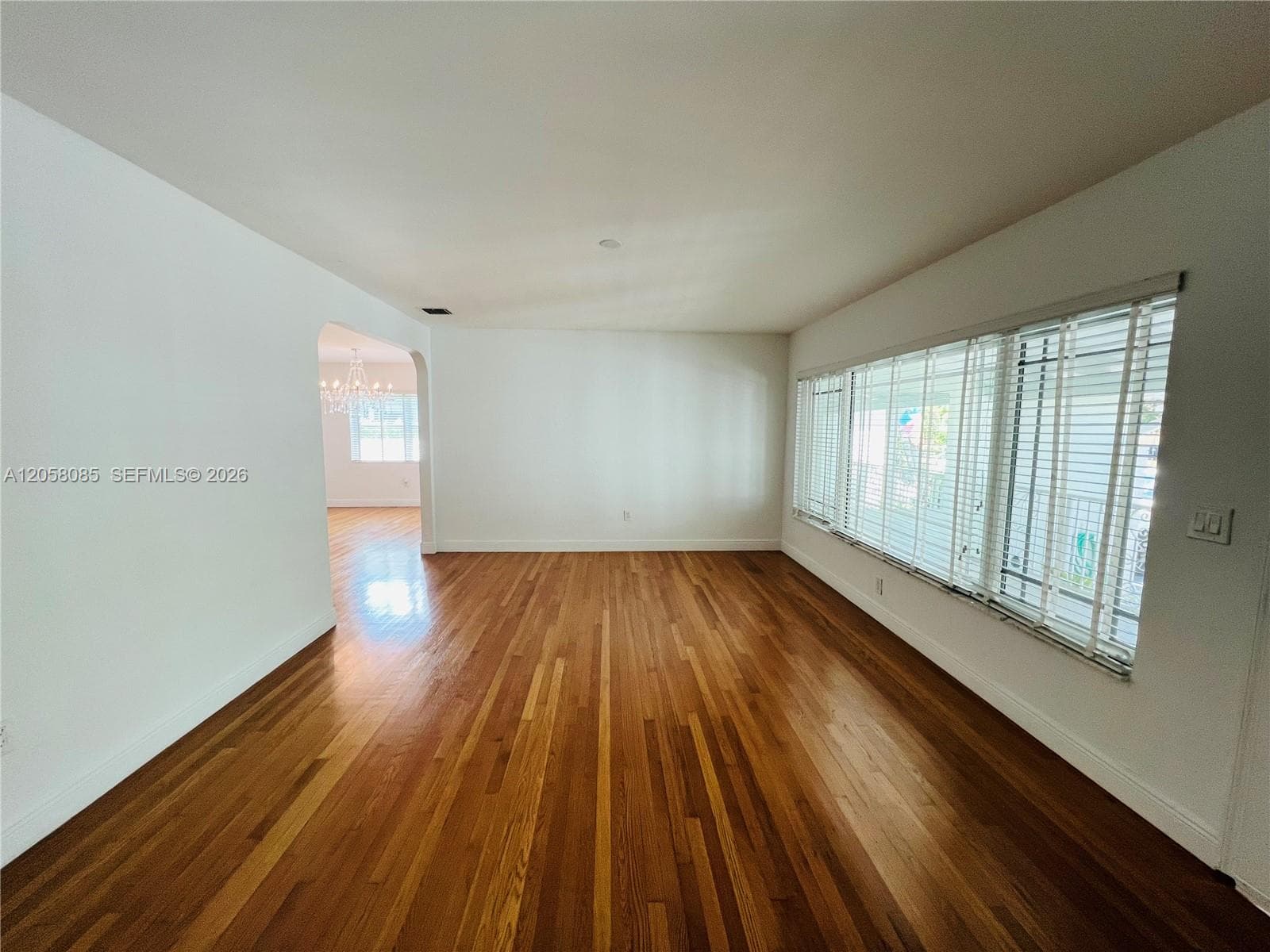1116 Biarritz Dr, Miami Beach, FL 33141 — zdjęcie 3