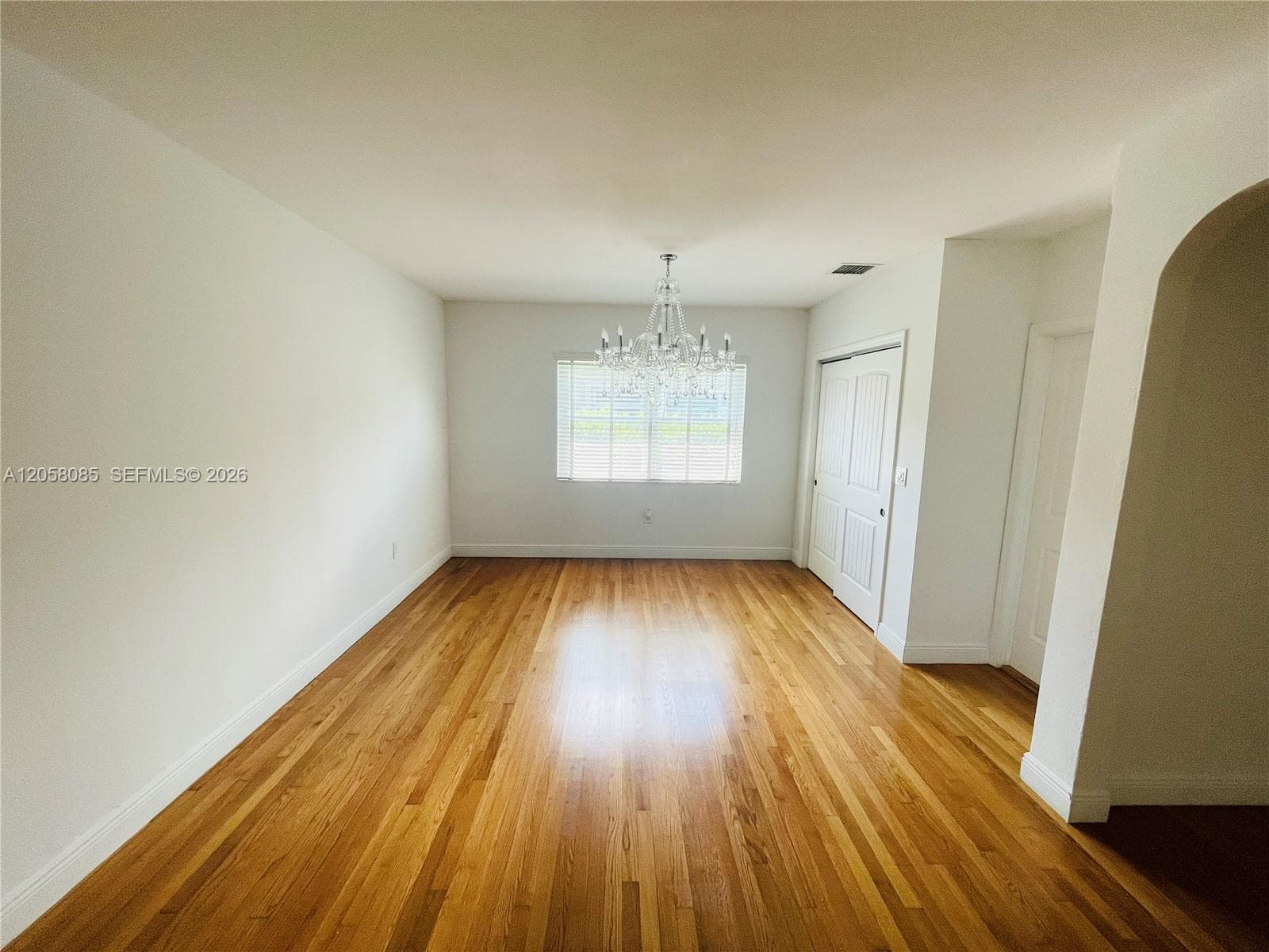 1116 Biarritz Dr, Miami Beach, FL 33141 — zdjęcie 5