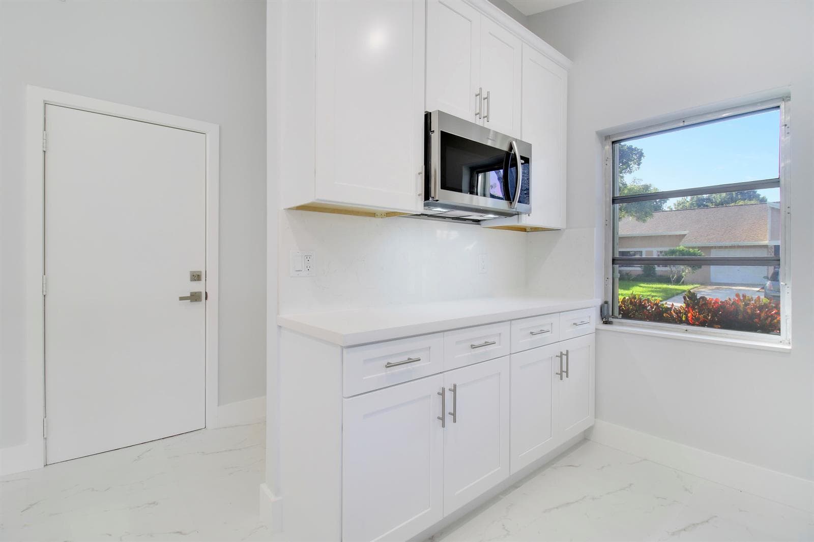 8055 SWEETBRIAR Way, Boca Raton, FL 33496 — zdjęcie 5