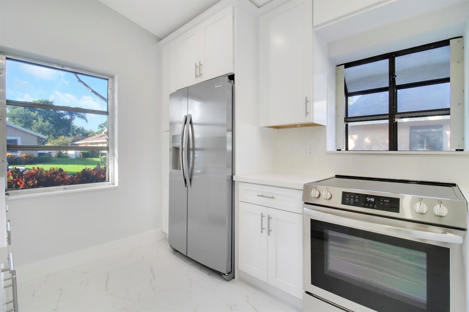 8055 SWEETBRIAR Way, Boca Raton, FL 33496 — zdjęcie 4