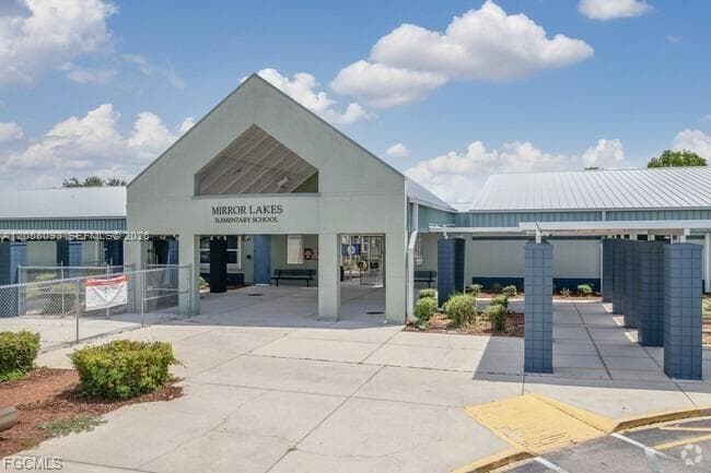608 Chemstrand st E, Other City - In The State Of Florida, FL 33974 — zdjęcie 4