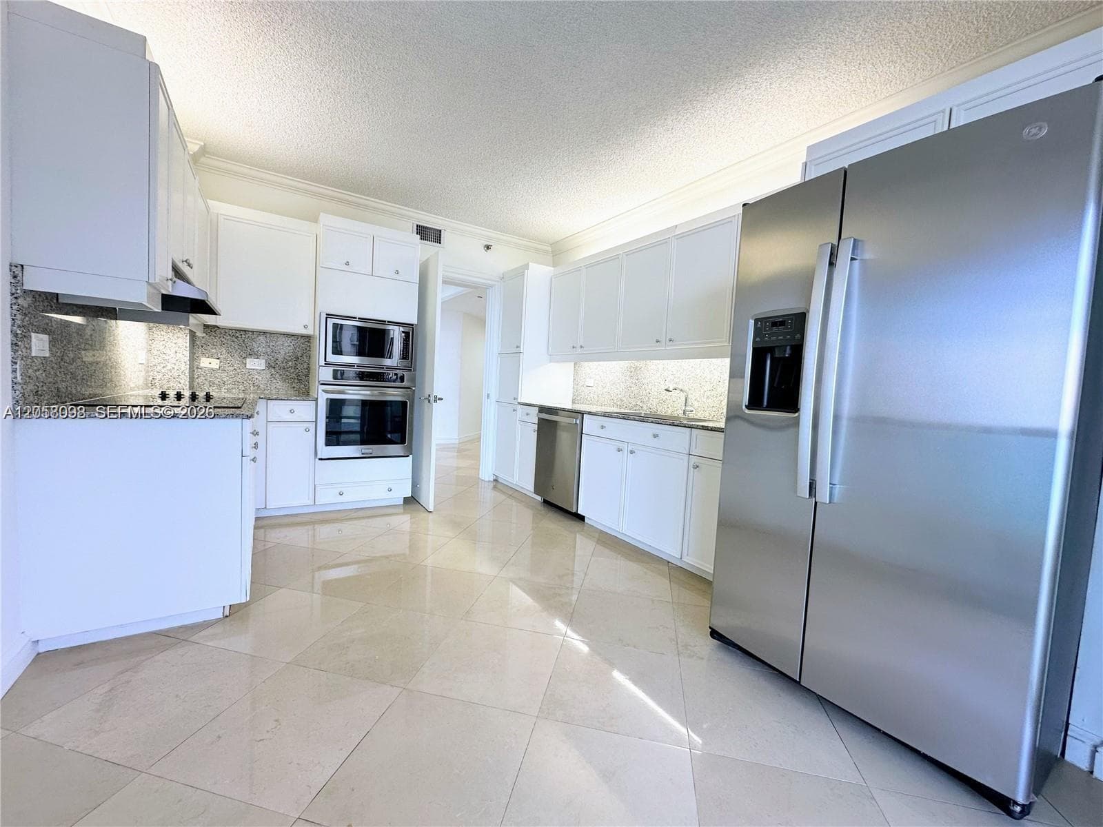 8855 Collins Ave # 8A, Surfside, FL 33154 — zdjęcie 3