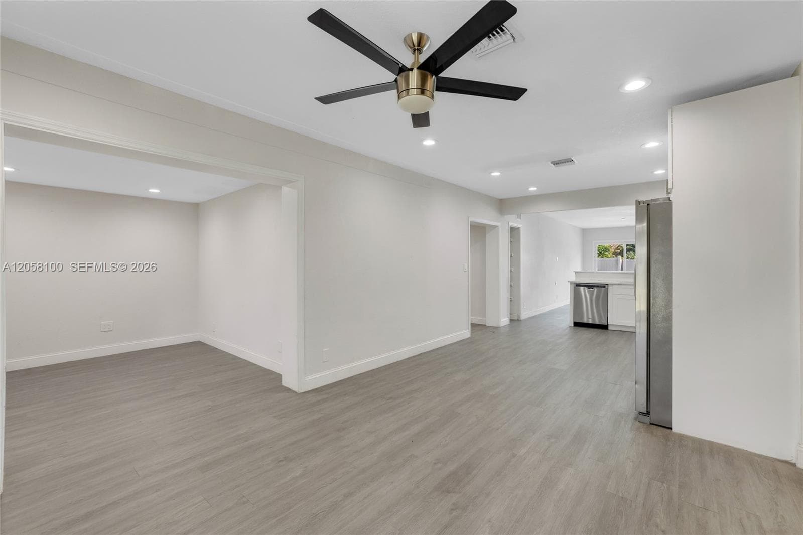3405 Robbins Rd, Pompano Beach, FL 33062 — zdjęcie 4