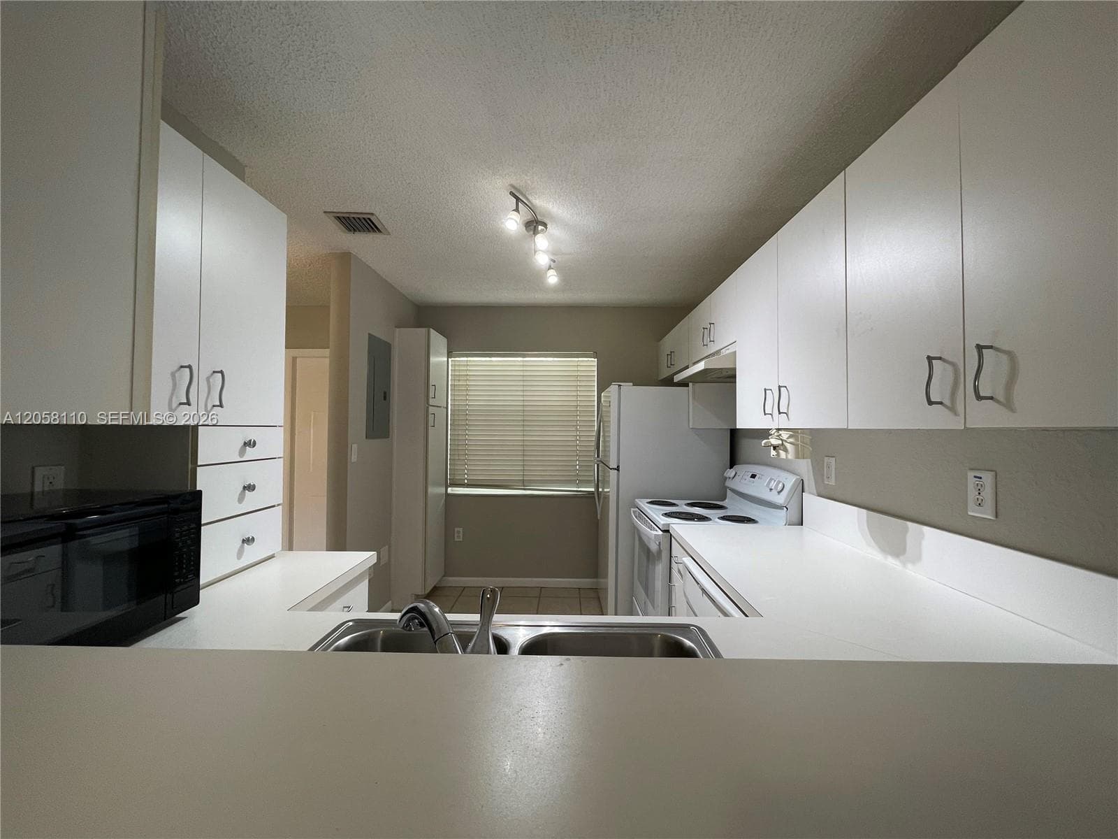 14124 SW 121st Pl # 3-26, Miami, FL 33186 — zdjęcie 4