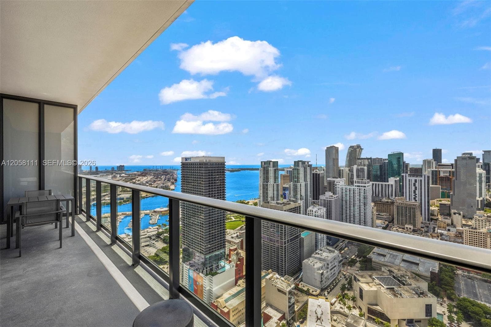 159 NE 6th St # 5008, Miami, FL 33132 — zdjęcie 2