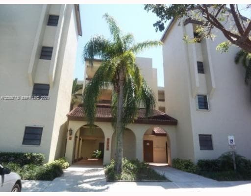 8933 SW 123rd Ct # 207-5, Miami, FL 33186