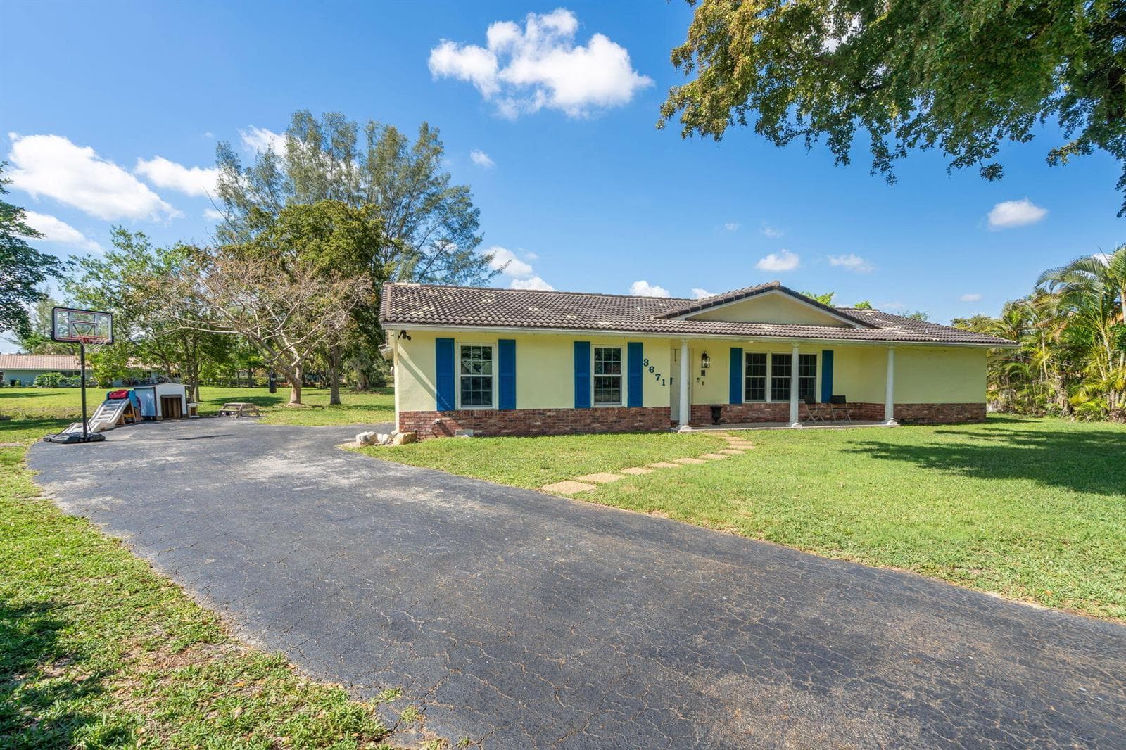 3671 NW 98TH Terrace, Coral Springs, FL 33065 — zdjęcie 3