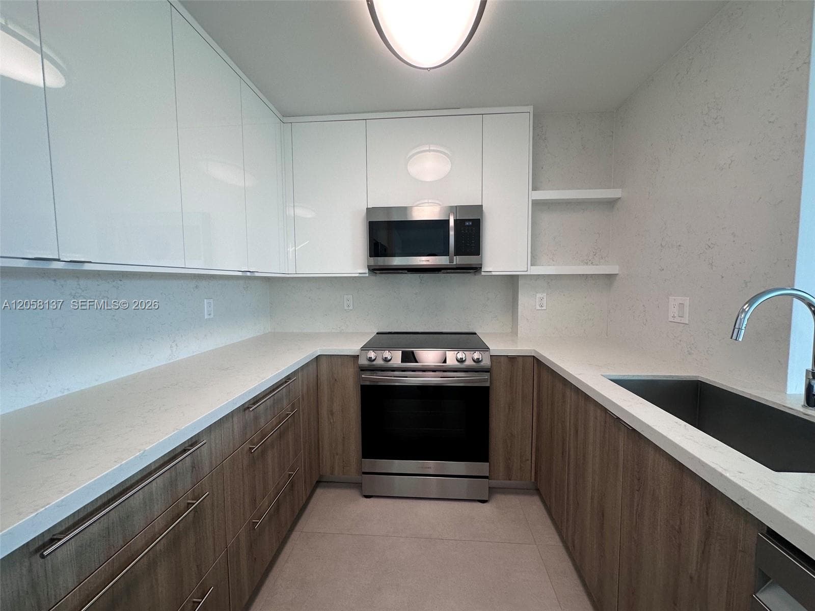 100 Bayview Dr # 317, Sunny Isles Beach, FL 33160 — zdjęcie 4