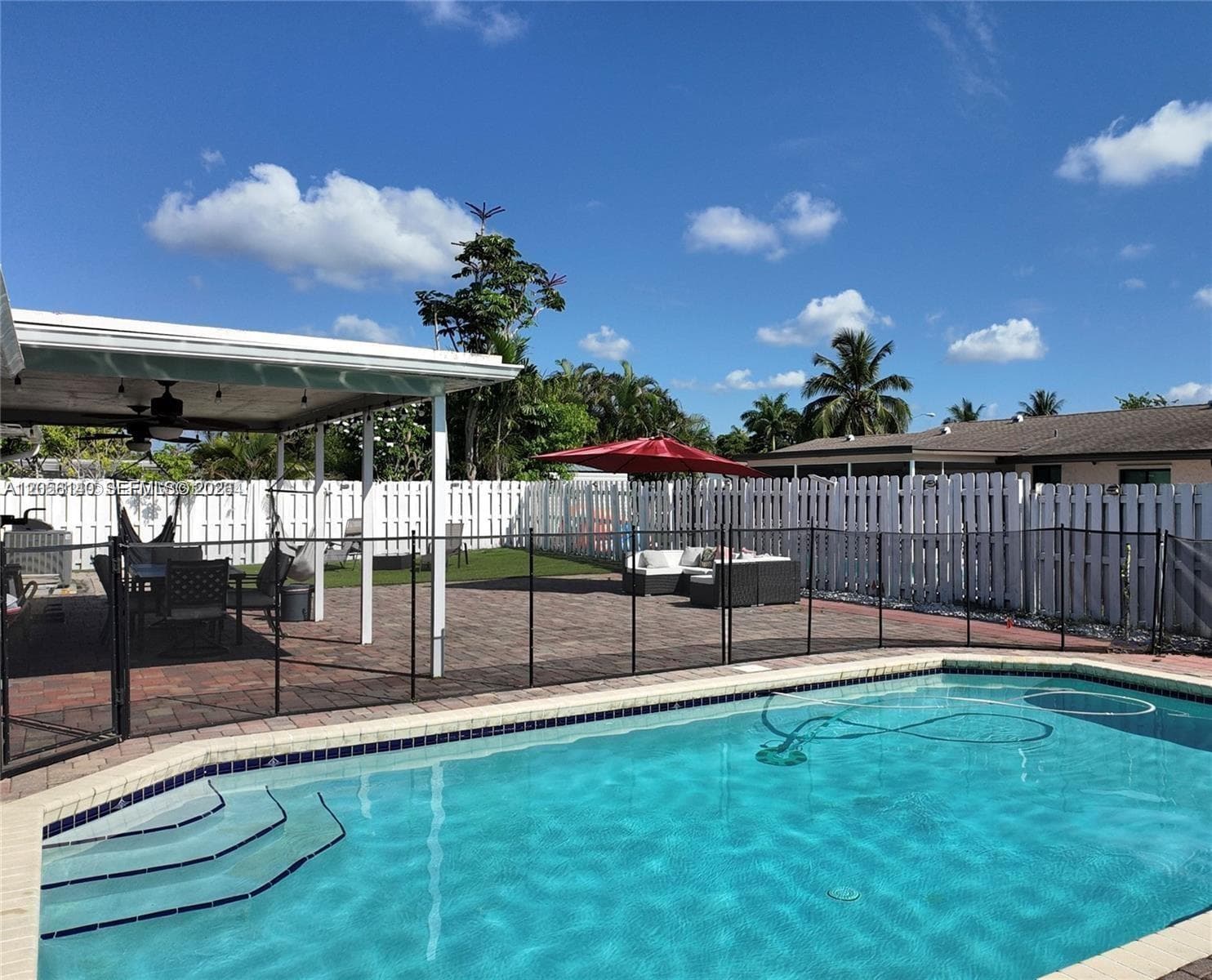 4081 Lake Dr, Coconut Creek, FL 33066 — zdjęcie 2