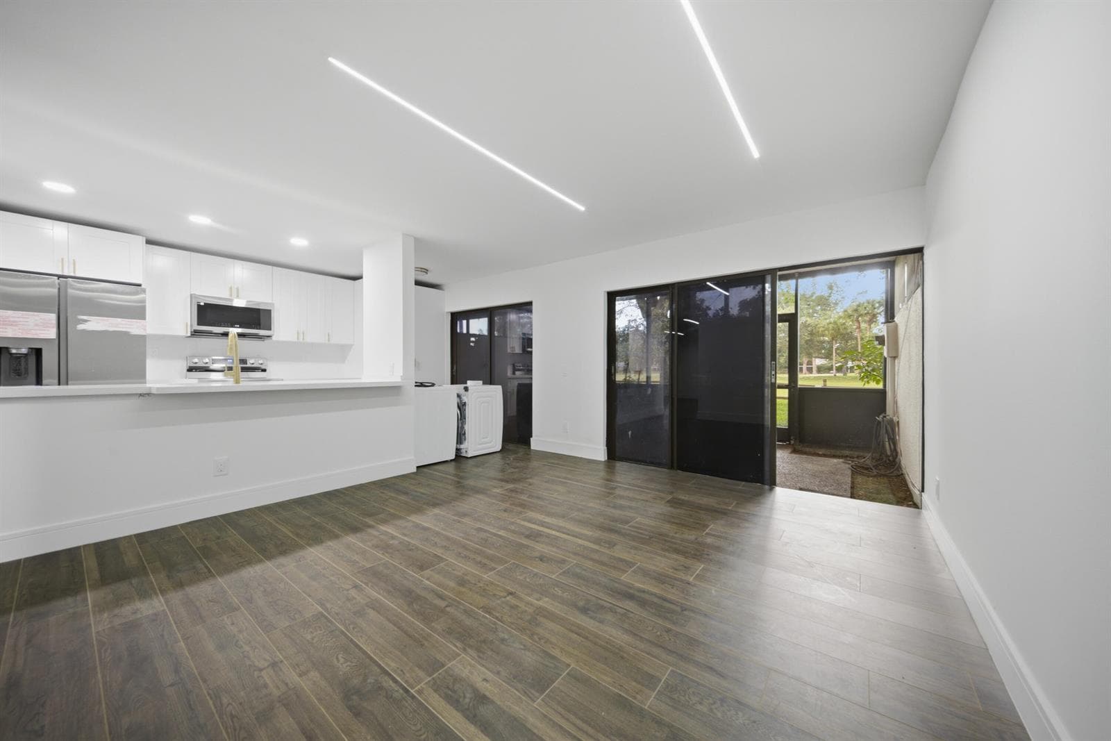 1391 E GOLFVIEW Drive # 1391, Pembroke Pines, FL 33026 — zdjęcie 4