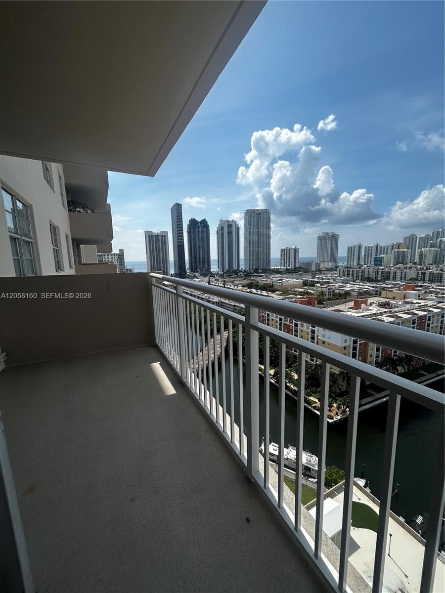 250 174th St # 2102, Sunny Isles Beach, FL 33160 — zdjęcie 4