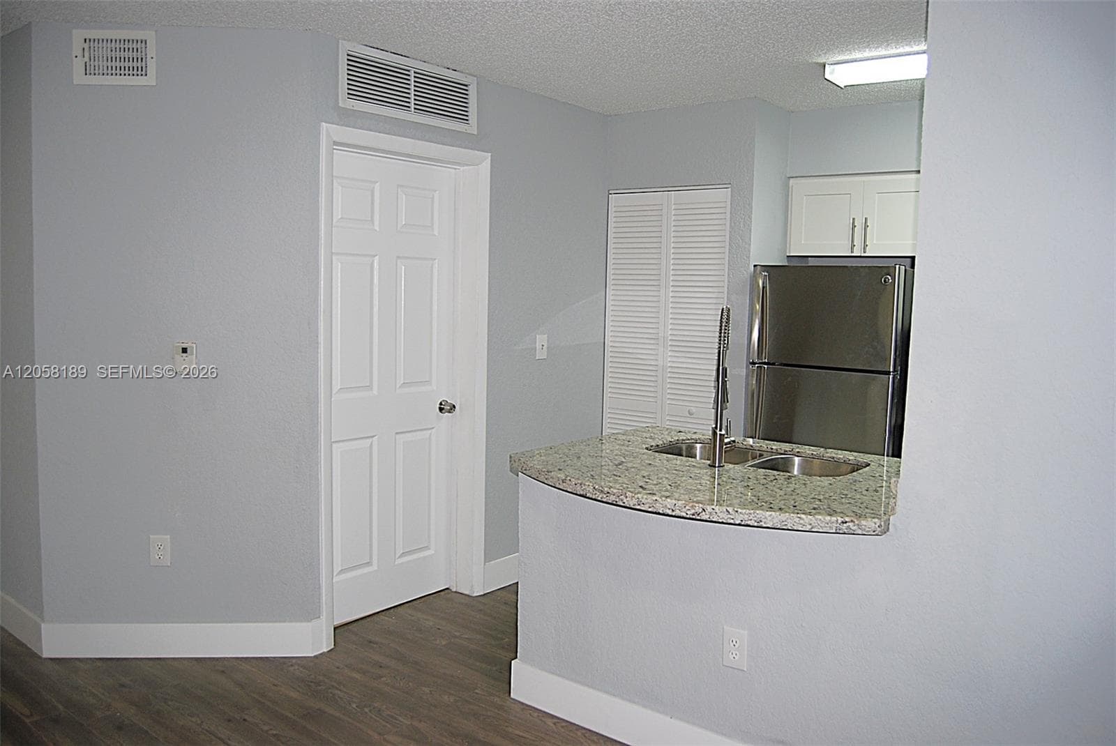 2803 N Oakland Forest Dr # 108, Oakland Park, FL 33309 — zdjęcie 4