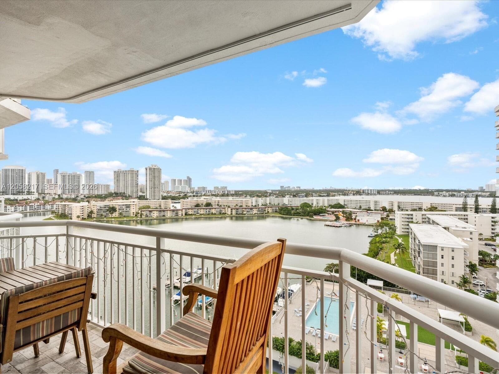 18071 Biscayne Blvd # 1401, Aventura, FL 33160