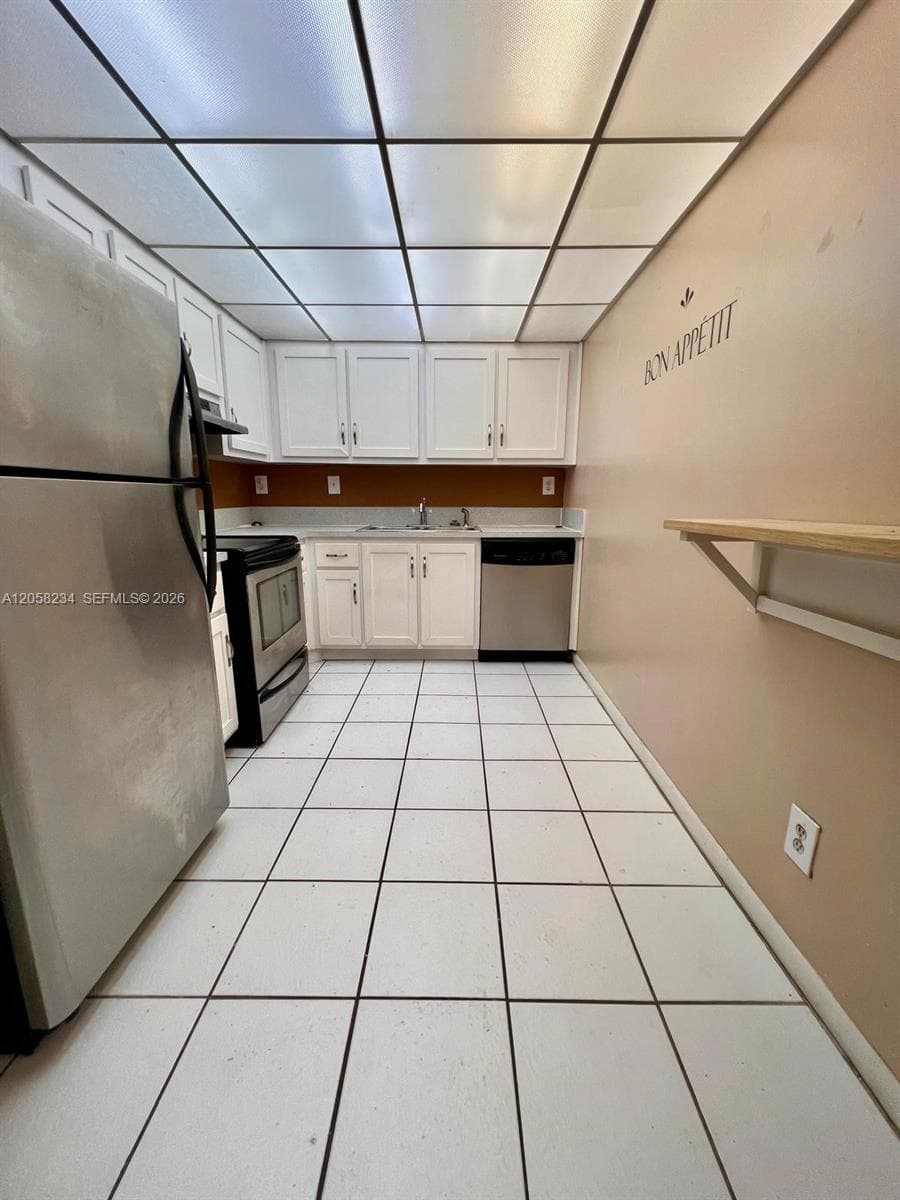 700 NW 214th St # 411, Miami Gardens, FL 33169 — zdjęcie 5