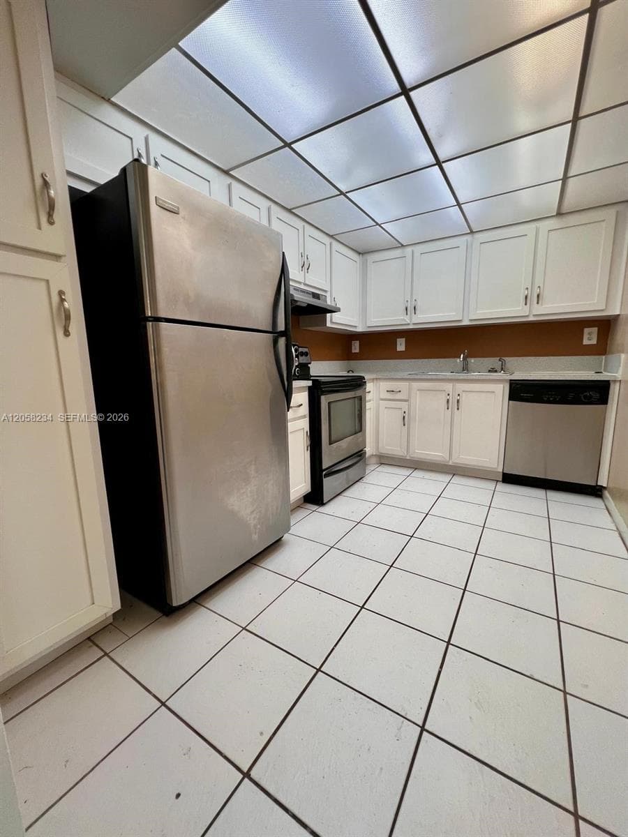 700 NW 214th St # 411, Miami Gardens, FL 33169 — zdjęcie 4