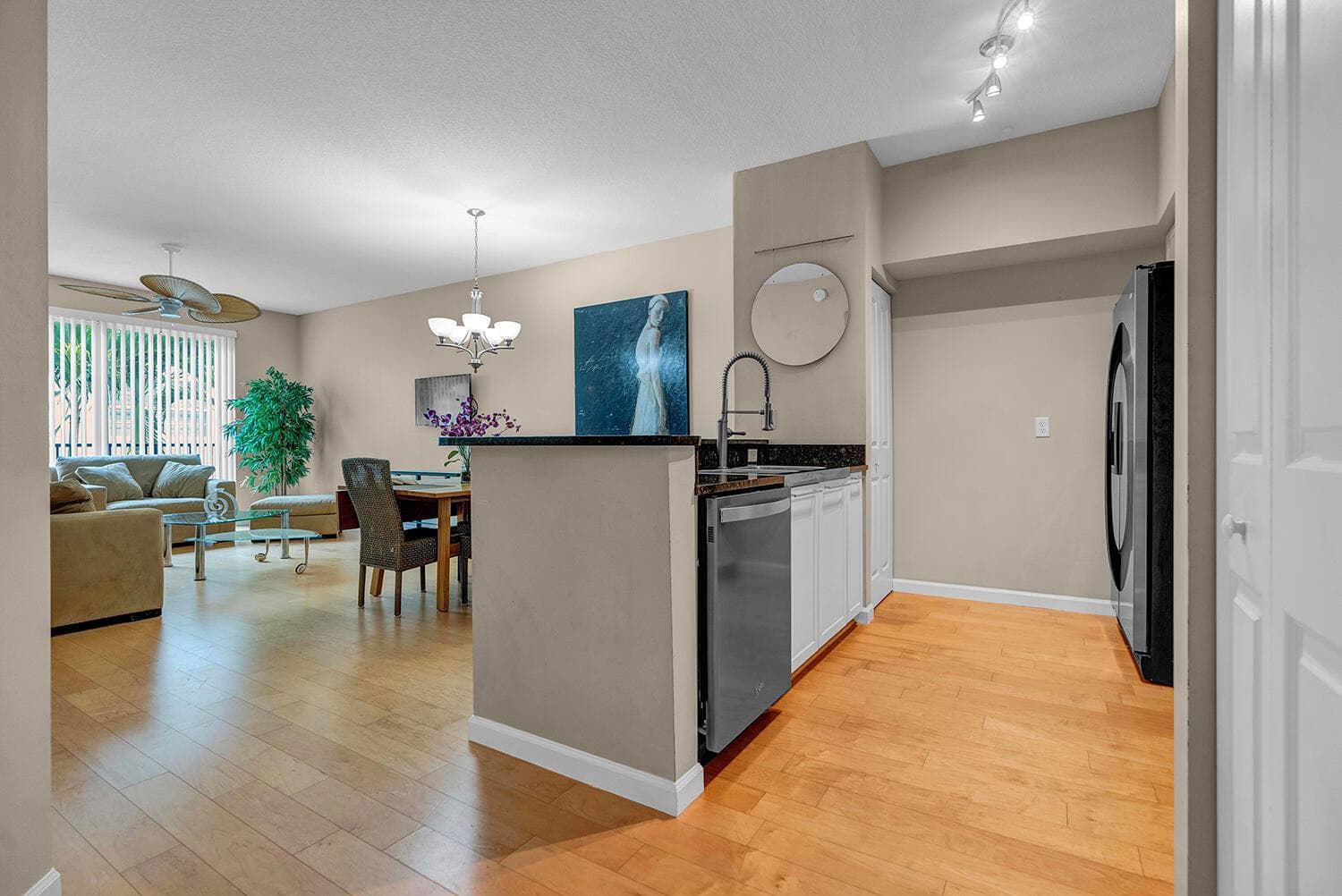 235 NE 1ST Street # 404, Delray Beach, FL 33444 — zdjęcie 2