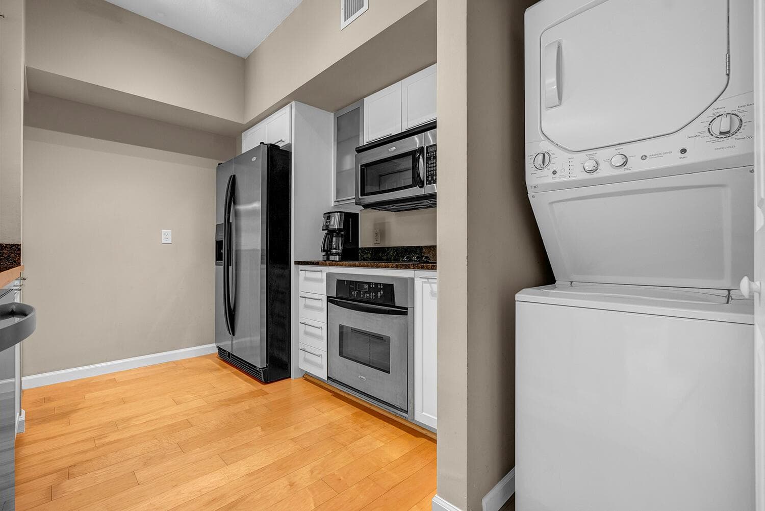 235 NE 1ST Street # 404, Delray Beach, FL 33444 — zdjęcie 3