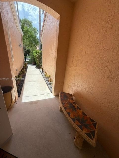 299 Coral Trace Ln, Delray Beach, FL 33445 — zdjęcie 2