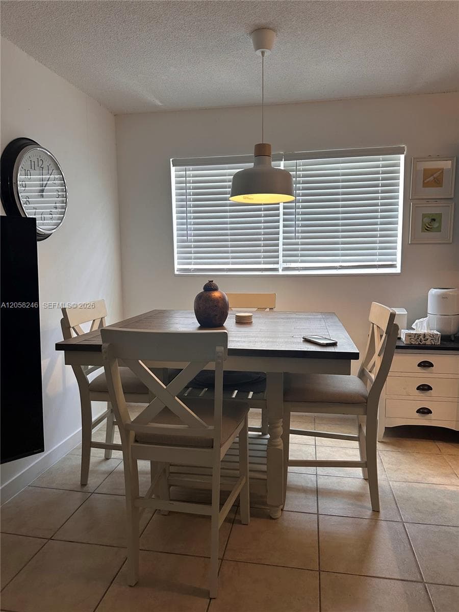 1100 NE 1st Ct # 103, Hallandale Beach, FL 33009 — zdjęcie 4