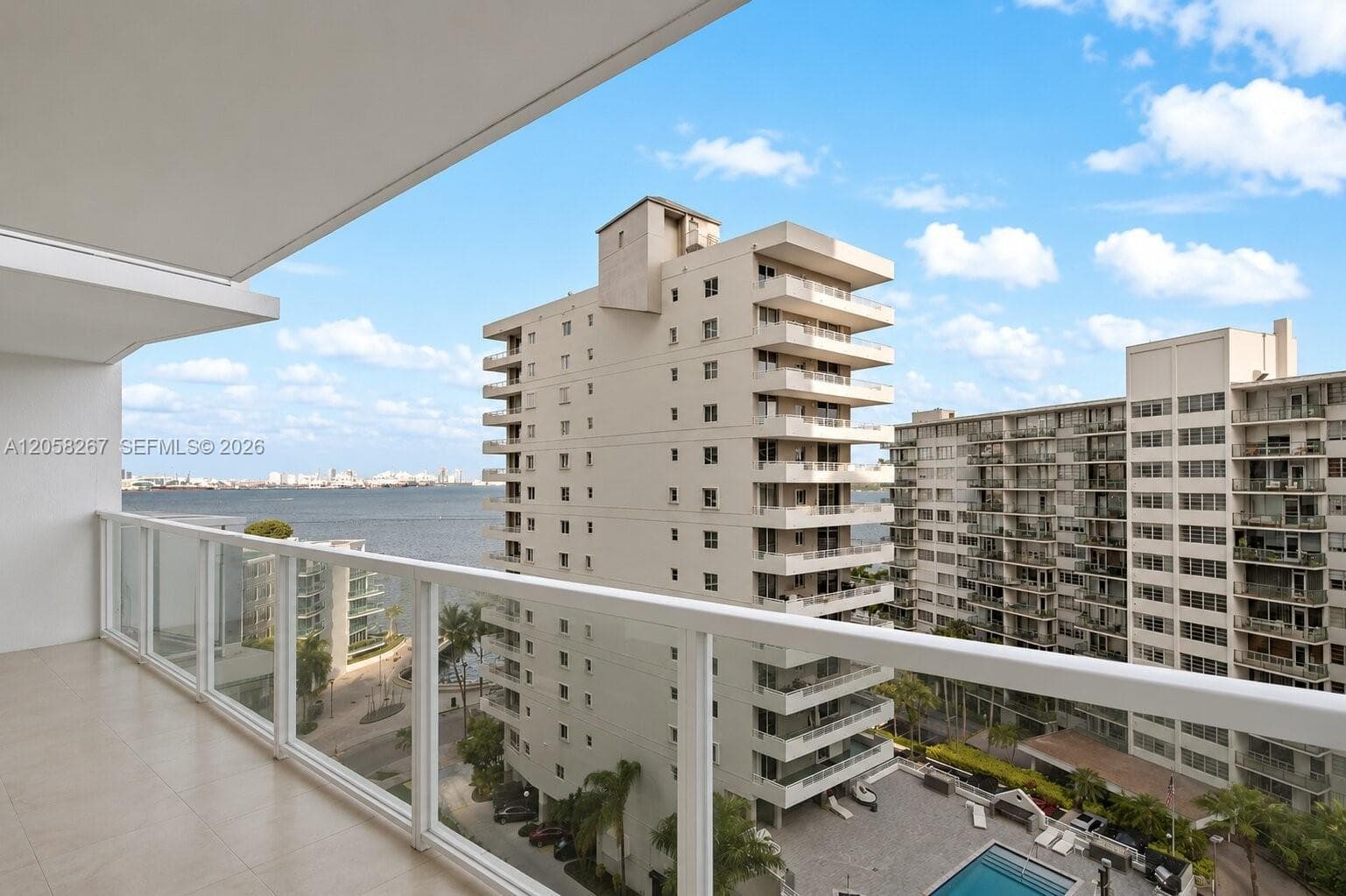 218 SE 14th St # 1203, Miami, FL 33131 — zdjęcie 3