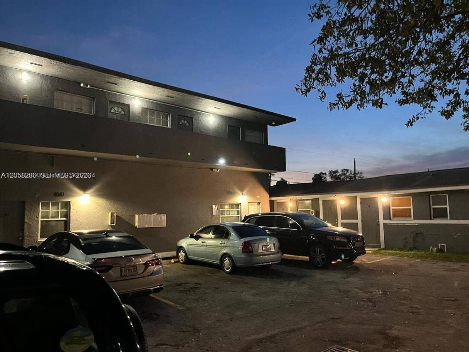 5010 Pembroke Rd # 7, West Park, FL 33021 — zdjęcie 3