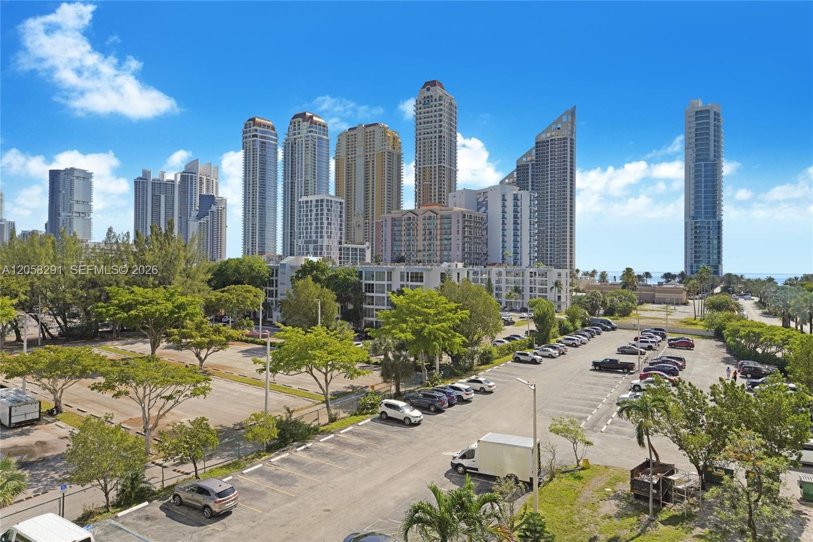 231 174th St # 617, Sunny Isles Beach, FL 33160 — zdjęcie 4