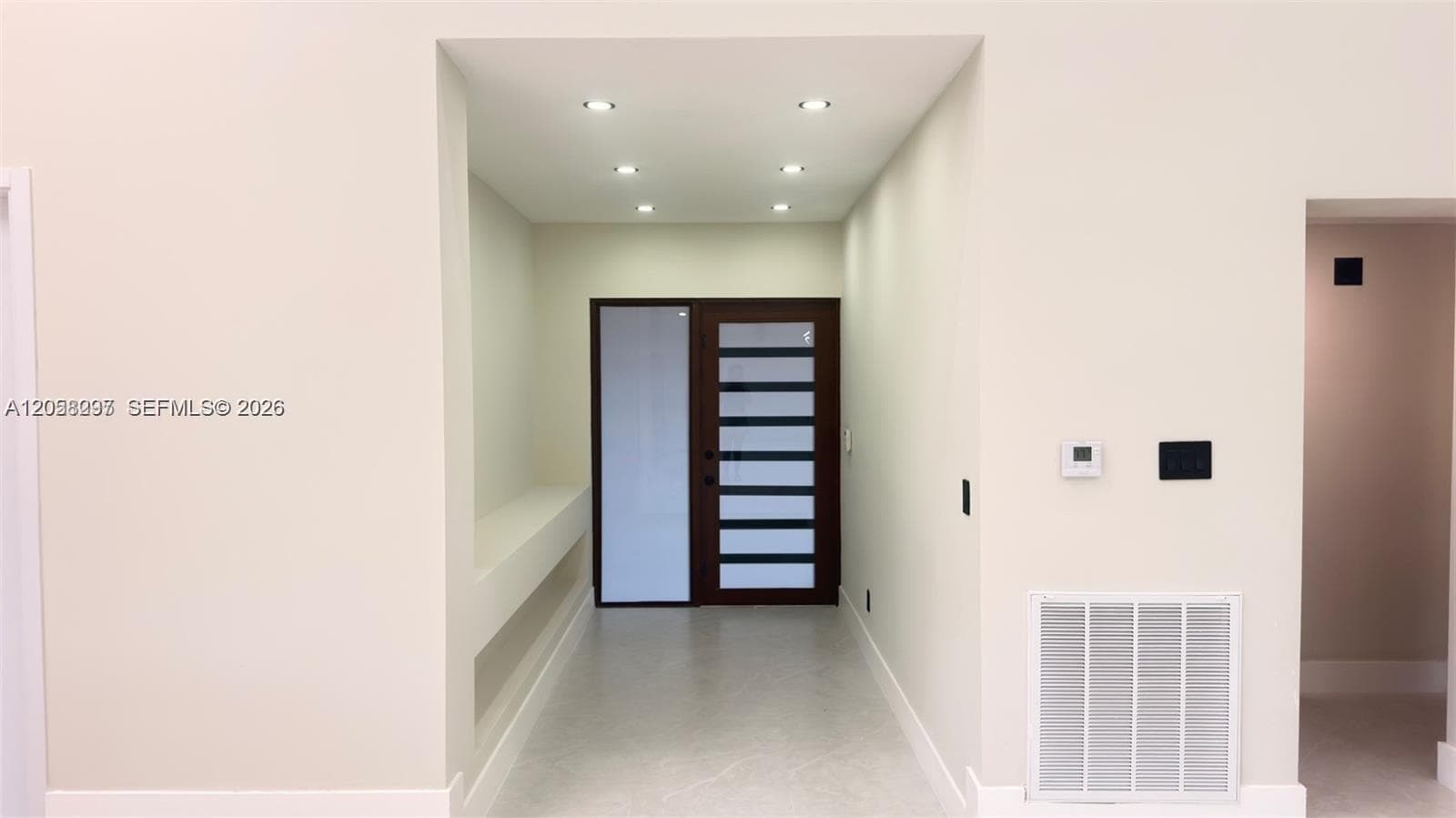 2765 NE 35th Dr, Fort Lauderdale, FL 33308 — zdjęcie 2