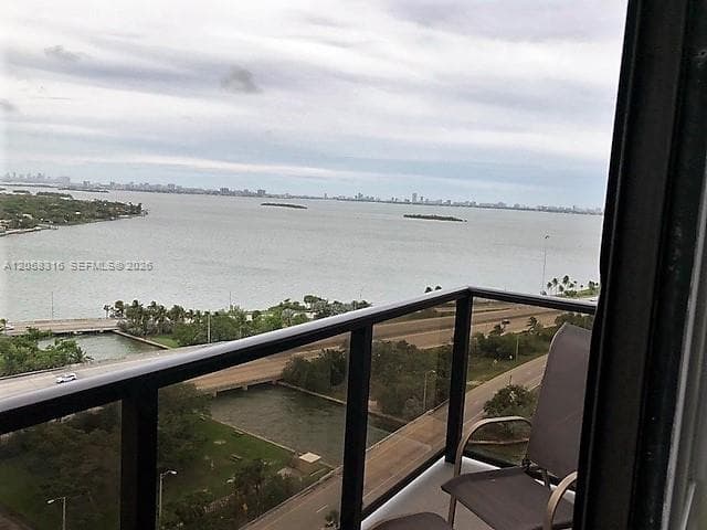 600 NE 36th St # T1, Miami, FL 33137 — zdjęcie 4