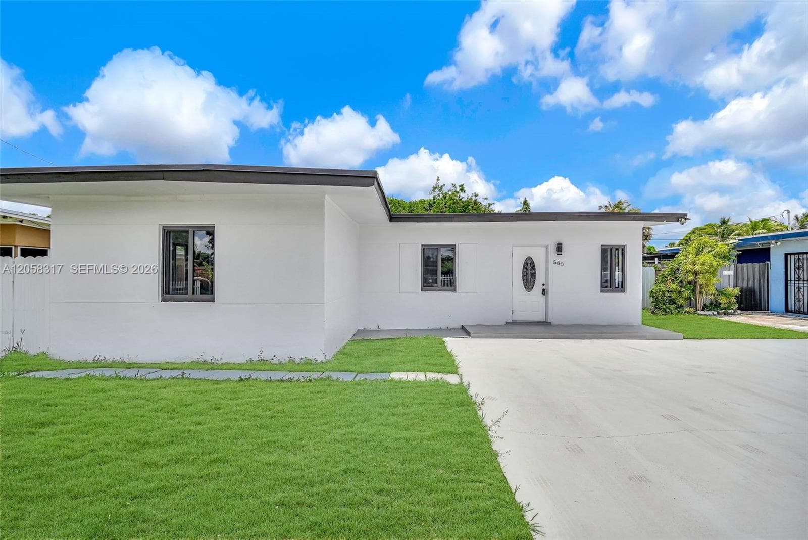 580 NW 116th Ter, Miami, FL 33168