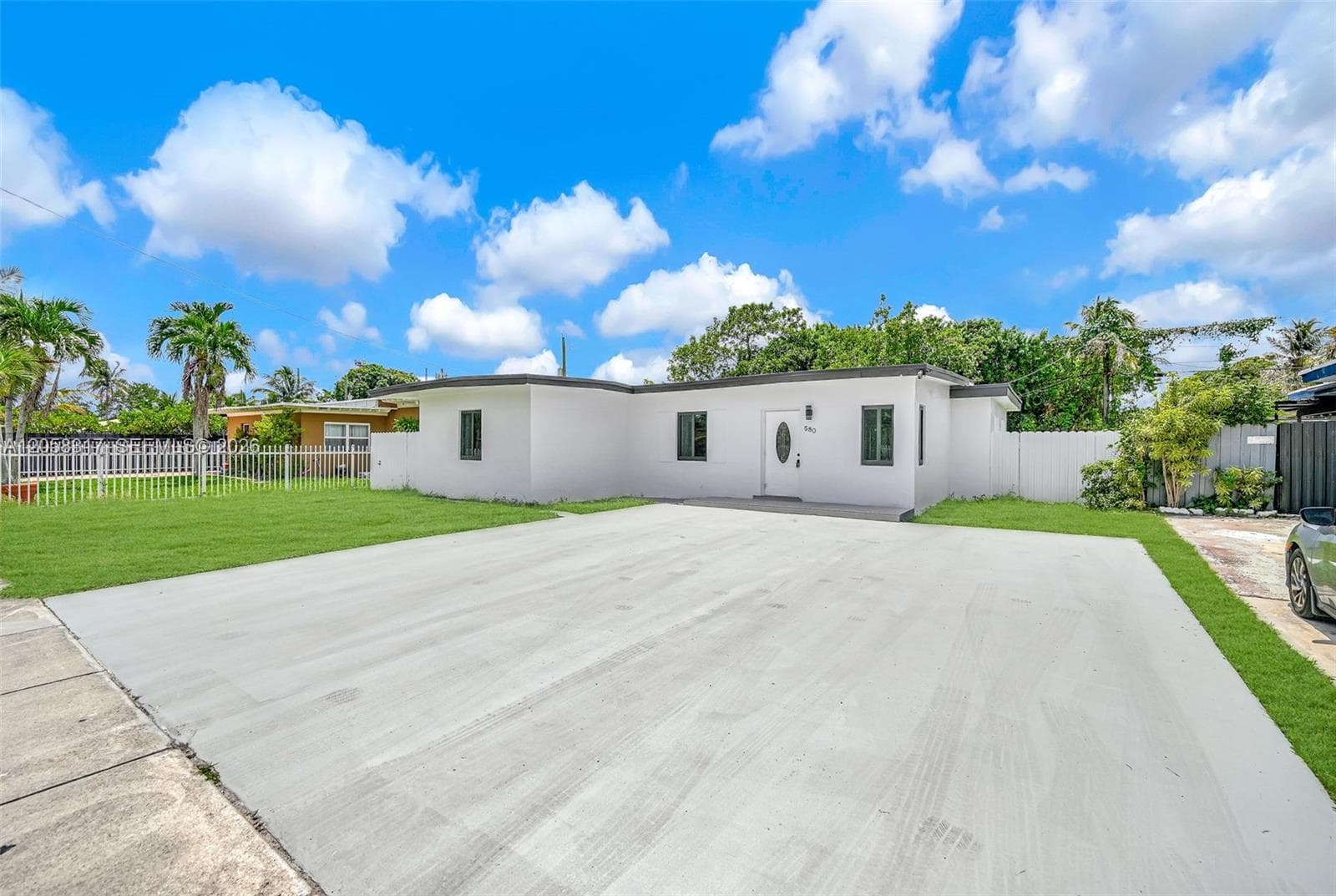 580 NW 116th Ter, Miami, FL 33168 — zdjęcie 5