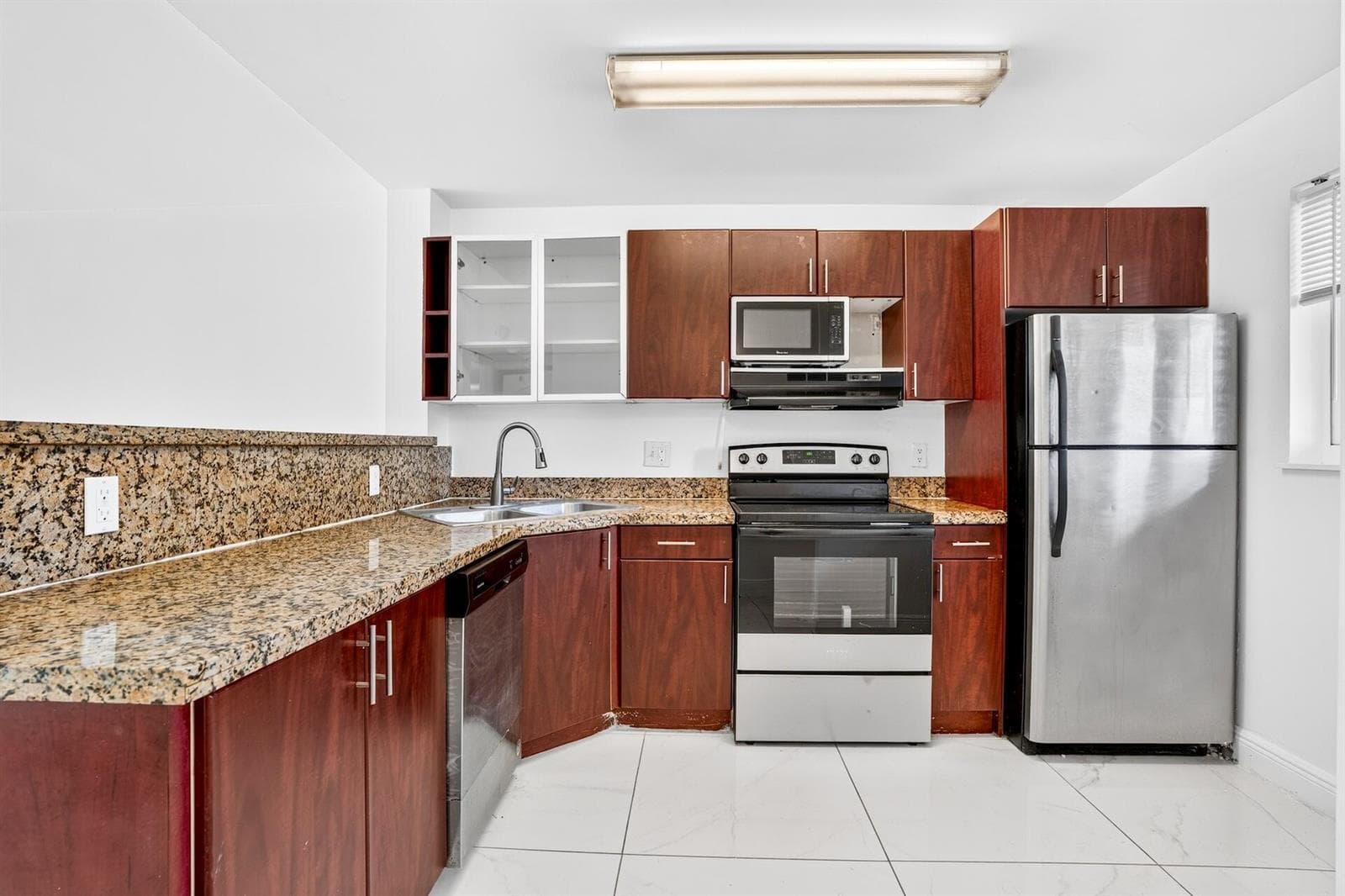 840 PINE Drive # 104, Pompano Beach, FL 33060 — zdjęcie 4