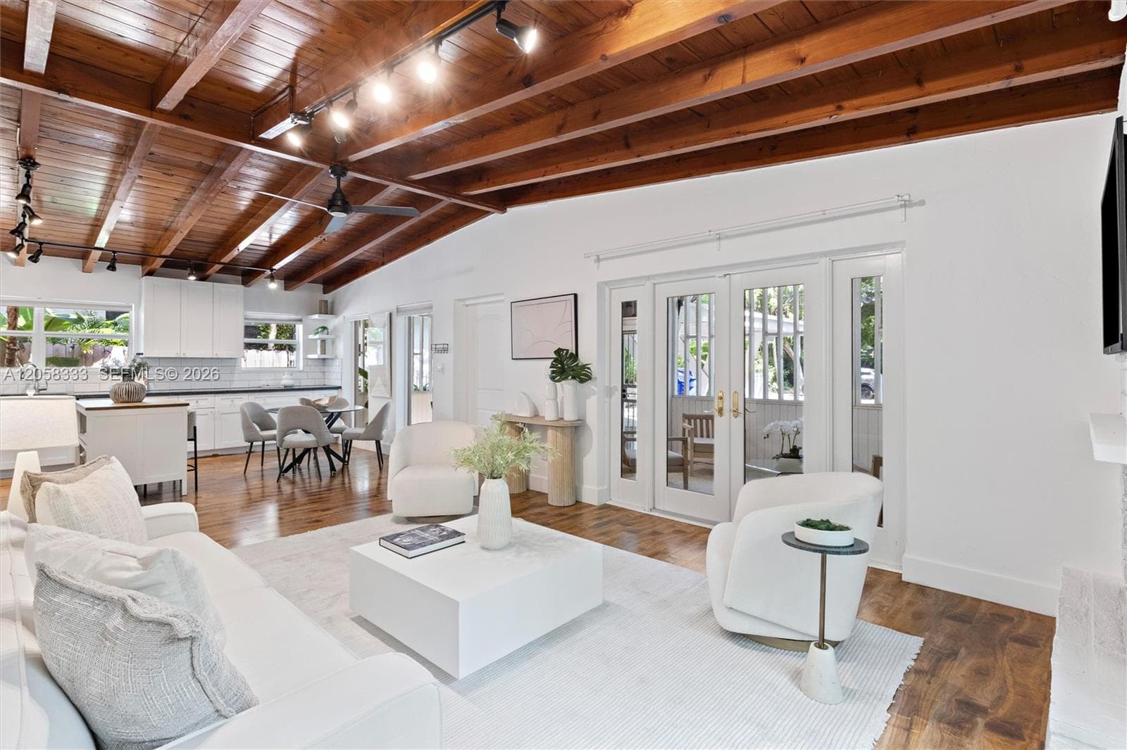 3700 Loquat Ave, Miami, FL 33133 — zdjęcie 2