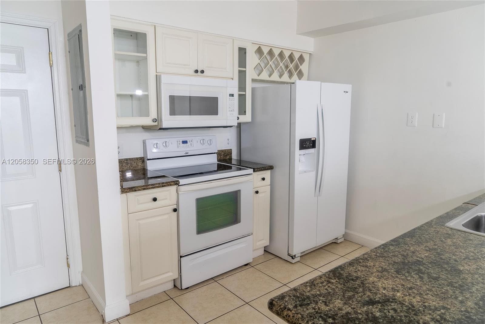 1 Glen Royal Pkwy # 809, Miami, FL 33125 — zdjęcie 5