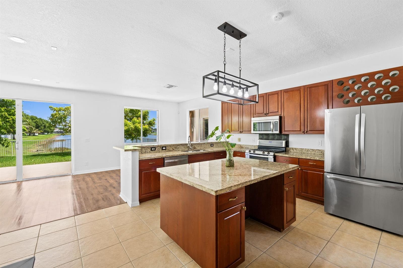 19389 SW 64th Street, Pembroke Pines, FL 33332 — zdjęcie 5
