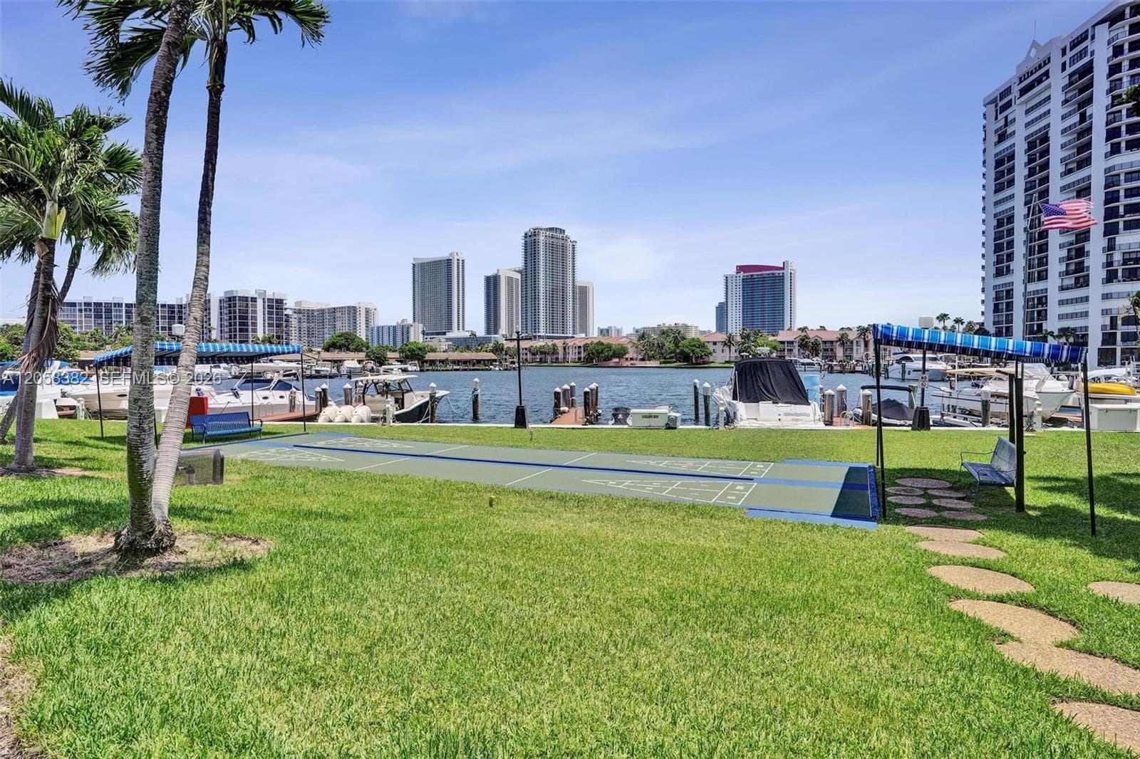 500 Three Islands Blvd # 213, Hallandale Beach, FL 33009 — zdjęcie 4